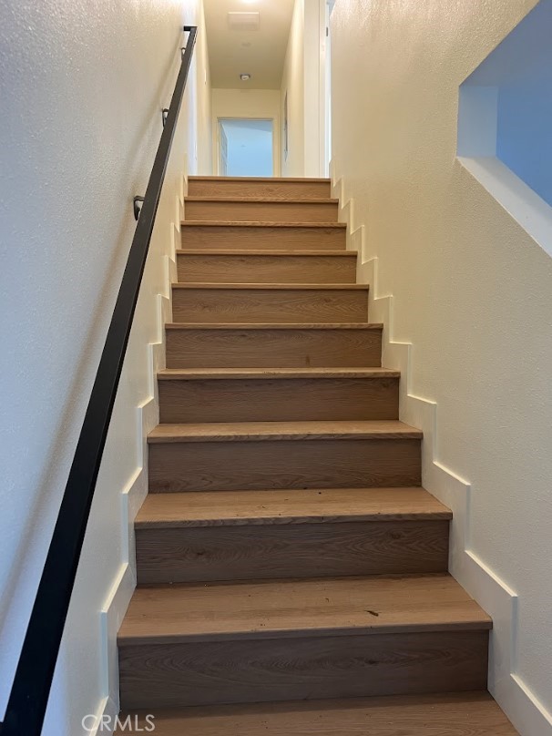 Detail Gallery Image 26 of 33 For 409 1/2 E 99th St, Los Angeles,  CA 90003 - 4 Beds | 3 Baths