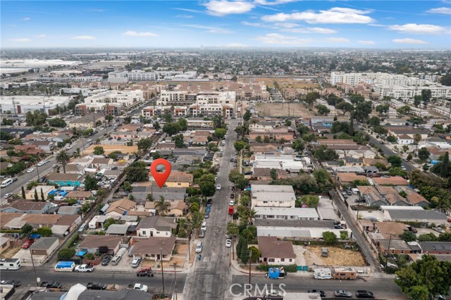 9514 Juniper Street, Los Angeles CA: https://media.crmls.org/medias/30178109-d0d0-4bf9-862a-d6abf13eaeba.jpg