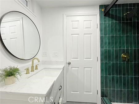 https://media.crmls.org/medias/3017e527-bdc4-451b-b335-715ea40f032b.jpg?preset=X-Large