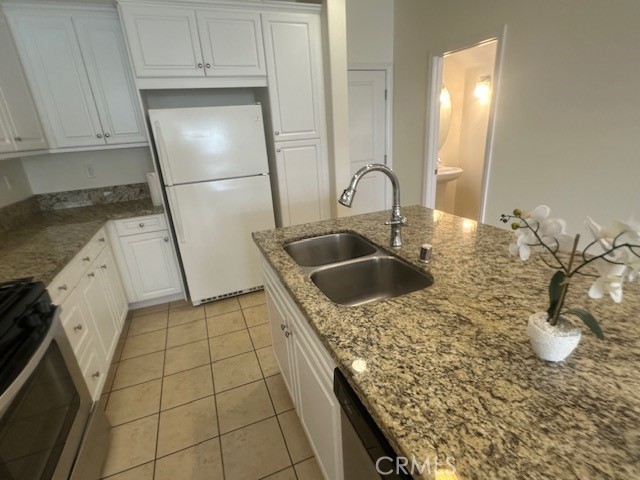 Detail Gallery Image 9 of 28 For 3028 E via Fiano, Ontario,  CA 91764 - 3 Beds | 2/1 Baths