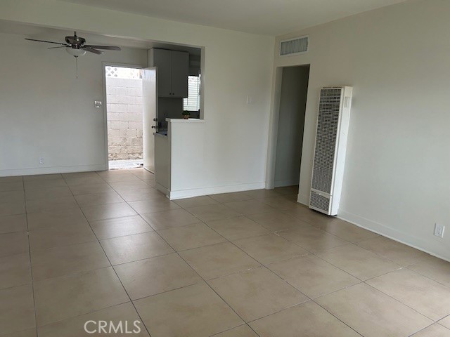 https://media.crmls.org/medias/30189b91-ff89-4adb-8137-0e60d0608ddd.jpg?preset=X-Large