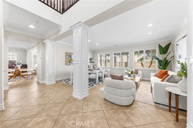 Detail Gallery Image 5 of 62 For 6412 Arcadia St, Corona,  CA 92880 - 6 Beds | 3/1 Baths