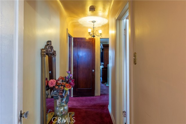 7028 2nd Avenue, Los Angeles, California 90043, 2 Bedrooms Bedrooms, ,1 BathroomBathrooms,Single Family Residence,For Sale,2nd,RS24142021
