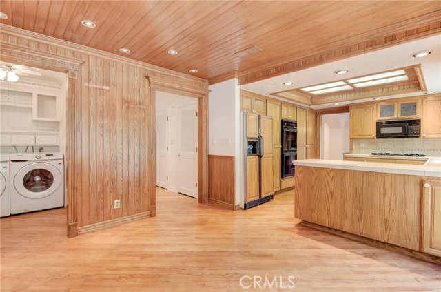 4814 Falcon Rock Place, Rancho Palos Verdes CA: https://media.crmls.org/medias/301a35b8-0390-4765-83e4-374208dae9c7.jpg