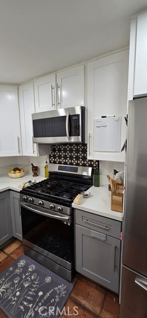 4647 Abbott Road, Lynwood CA: https://media.crmls.org/medias/301a84f4-5146-4536-98ef-f9899bddd243.jpg