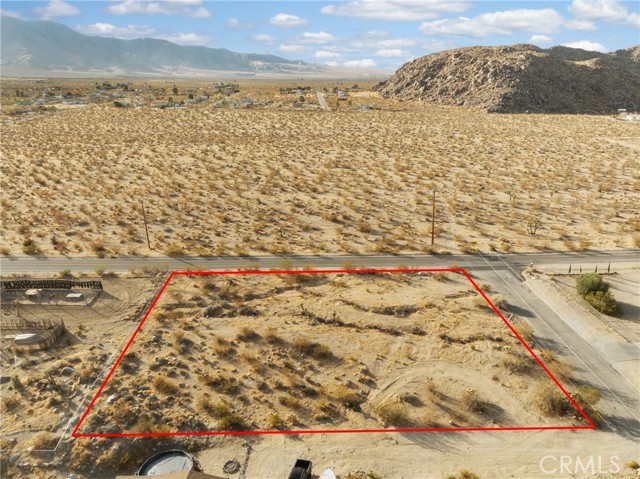 721 Zircon Road, Lucerne Valley CA: https://media.crmls.org/medias/301a8863-b60c-49cd-8652-568f9426891f.jpg
