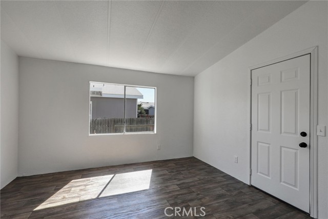 Detail Gallery Image 18 of 33 For 80 E Dawes St #202,  Perris,  CA 92571 - 3 Beds | 2 Baths