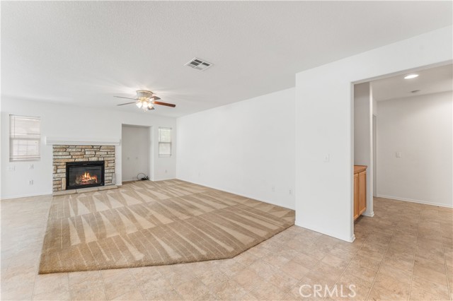 Detail Gallery Image 11 of 38 For 45334 Stadium, Lancaster,  CA 93535 - 4 Beds | 2 Baths