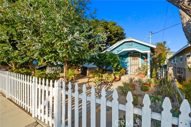 Detail Gallery Image 27 of 47 For 2604 S Kerckhoff Ave, San Pedro,  CA 90731 - 2 Beds | 2 Baths