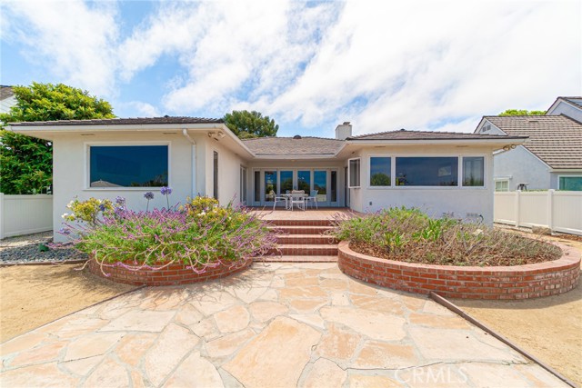 1613 Dalton Road, Palos Verdes Estates, California 90274, 3 Bedrooms Bedrooms, ,2 BathroomsBathrooms,Residential,Sold,Dalton,SB22147839