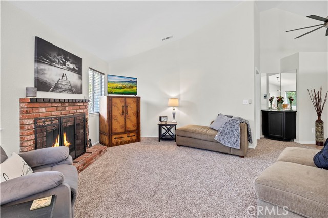 Detail Gallery Image 8 of 40 For 1427 E Beringer Dr, San Jacinto,  CA 92583 - 3 Beds | 2 Baths