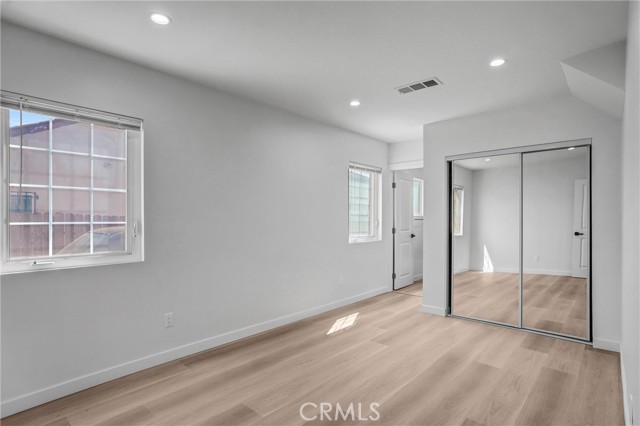 10517 Firmona Avenue, Inglewood CA: https://media.crmls.org/medias/301cb897-e162-45b6-bd16-e8cb57af8d6c.jpg