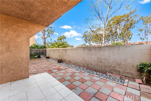 Image 41 of 62 For 6600 Warner  241