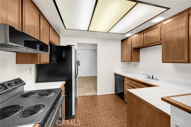 Detail Gallery Image 12 of 47 For 2749 Quail Ridge Cir, Fullerton,  CA 92835 - 2 Beds | 2 Baths