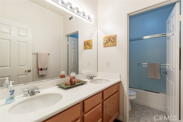 4108 Club Vista Drive, Palmdale CA: https://media.crmls.org/medias/301f0ca2-fbbc-4a31-ac98-8868f047c619.jpg