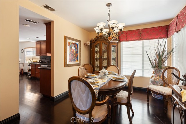 5266 Bluff Street, Norco CA: https://media.crmls.org/medias/301f686a-3a7b-4cfa-86a4-61dc47dc2196.jpg