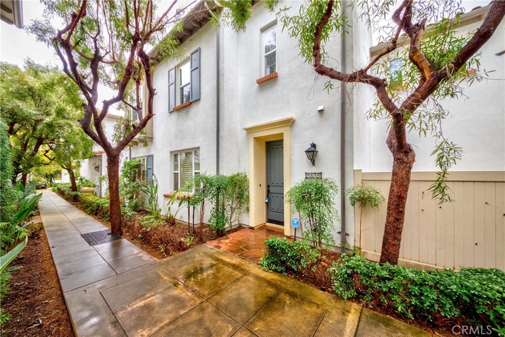 3105 W Anacapa Way, Anaheim, CA 92801