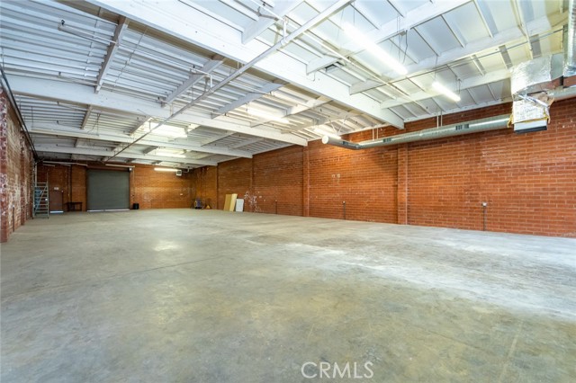 725 S Glenwood Place, Burbank, California 91506, ,Commercial Lease,For Rent,725 S Glenwood Place,CRBB24163629