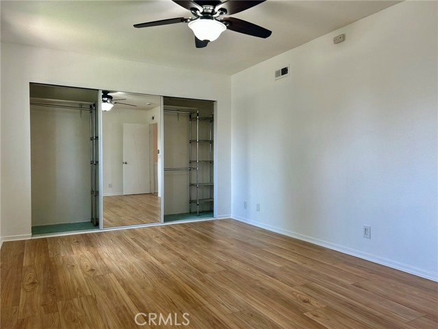10156 Holburn Drive, Huntington Beach CA: https://media.crmls.org/medias/30221216-715f-48b0-bb68-32afdc7b9b6f.jpg