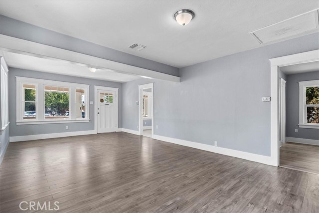 464 W 14th Street, San Bernardino CA: https://media.crmls.org/medias/3022fdfa-df63-486c-b27b-281bd388b17b.jpg