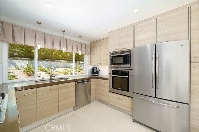 Detail Gallery Image 7 of 49 For 27301 via Avila, Mission Viejo,  CA 92691 - 4 Beds | 2 Baths
