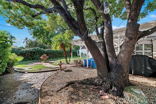 Detail Gallery Image 37 of 38 For 3630 Castle Reagh, Riverside,  CA 92506 - 3 Beds | 2/1 Baths