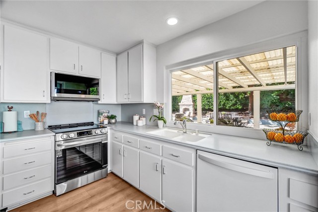 Image 20 of 55 For 23652 Amalia Place