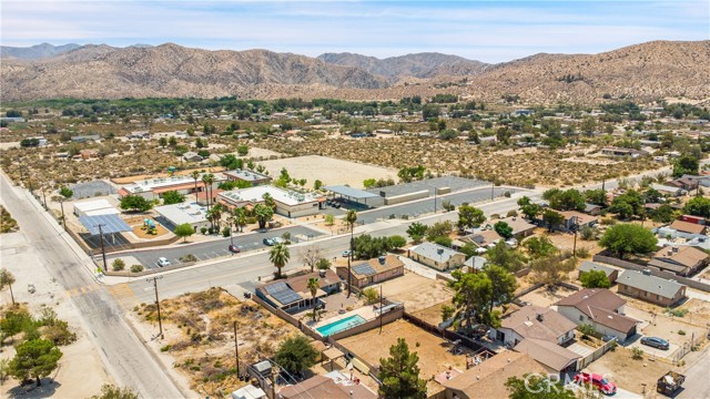 Detail Gallery Image 25 of 38 For 10934 Hess Bld, Morongo Valley,  CA 92256 - 2 Beds | 2 Baths