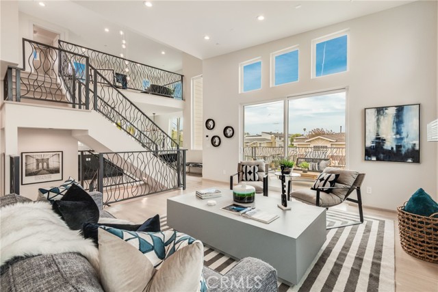 2601 Ruhland Avenue, Redondo Beach, California 90278, 5 Bedrooms Bedrooms, ,6 BathroomsBathrooms,Residential,Sold,Ruhland,SB22076480
