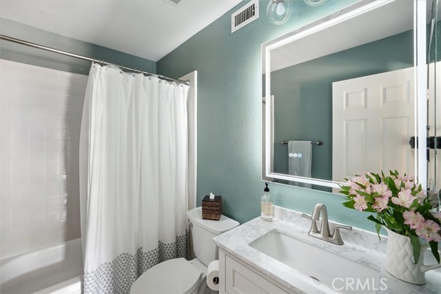 Detail Gallery Image 27 of 59 For 23456 Thornewood Dr, Newhall,  CA 91321 - 6 Beds | 4 Baths