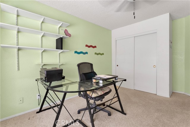 Detail Gallery Image 29 of 51 For 18830 Munsee Rd, Apple Valley,  CA 92307 - 4 Beds | 2/1 Baths