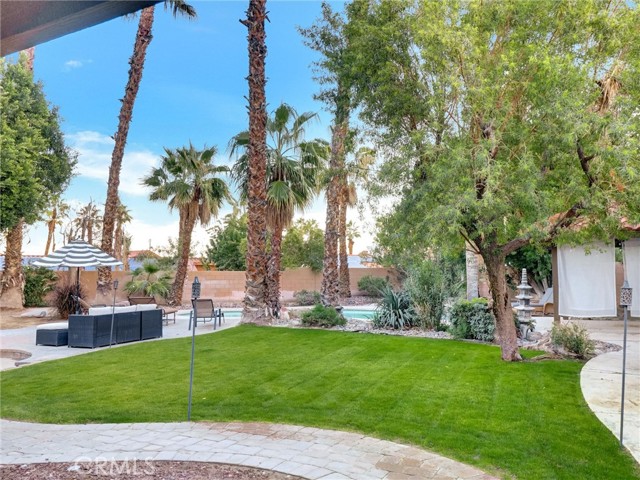 Detail Gallery Image 35 of 43 For 76871 Castle Ct, Palm Desert,  CA 92211 - 4 Beds | 3/1 Baths