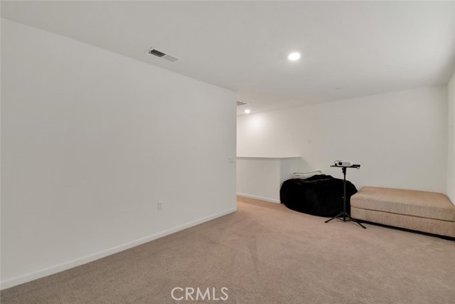 2032 Gatlin Court, Olivehurst CA: https://media.crmls.org/medias/302b5007-c39d-45d9-b89c-b789b087321a.jpg