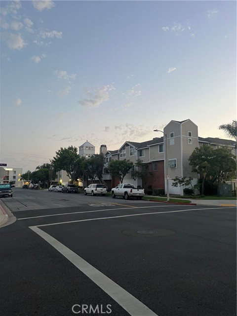 865 South B Street, B2 photo 1