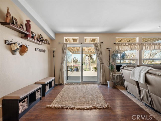 Detail Gallery Image 6 of 33 For 2826 Marco, Phelan,  CA 92371 - 4 Beds | 2/1 Baths