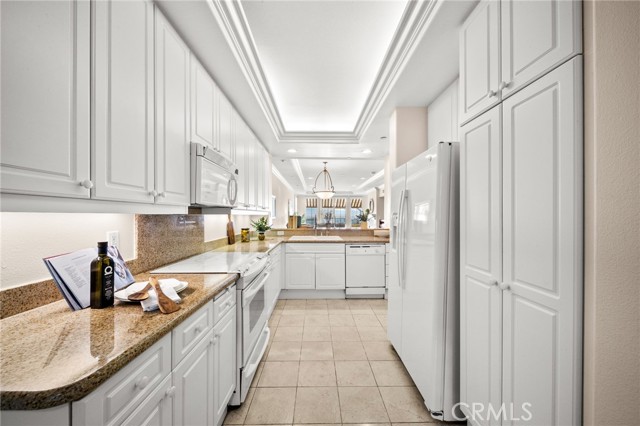 Detail Gallery Image 8 of 46 For 25382 Sea Bluffs Dr #8107,  Dana Point,  CA 92629 - 2 Beds | 2 Baths