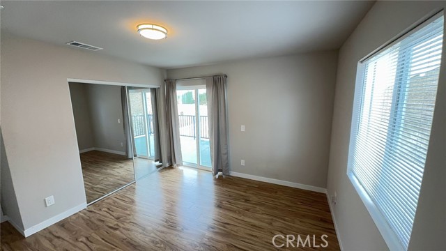 MLS #IV25225414 image #12