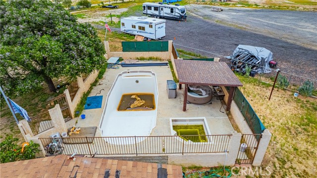 30300 Garbani Road, Menifee CA: https://media.crmls.org/medias/302f21b1-de8f-4bfa-9782-f1402e0deb68.jpg