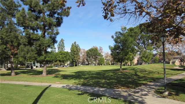 Detail Gallery Image 35 of 39 For 8 Lincoln #50,  Irvine,  CA 92604 - 2 Beds | 2/1 Baths