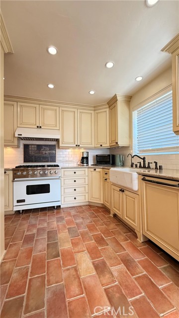 Detail Gallery Image 11 of 28 For 420 N Campbell Ave, Alhambra,  CA 91801 - 3 Beds | 1/1 Baths