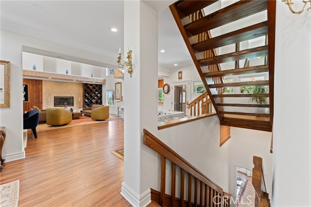 1377 Knoll Road, Redlands CA: https://media.crmls.org/medias/30304619-a83c-4a3e-a588-a41ea043bfd6.jpg
