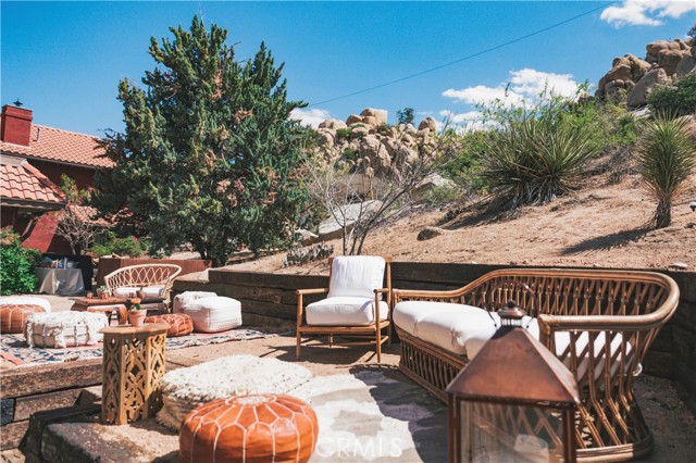 5253 Puente Court, Yucca Valley CA: https://media.crmls.org/medias/30306f3b-cc53-444a-9cad-9196103007f1.jpg