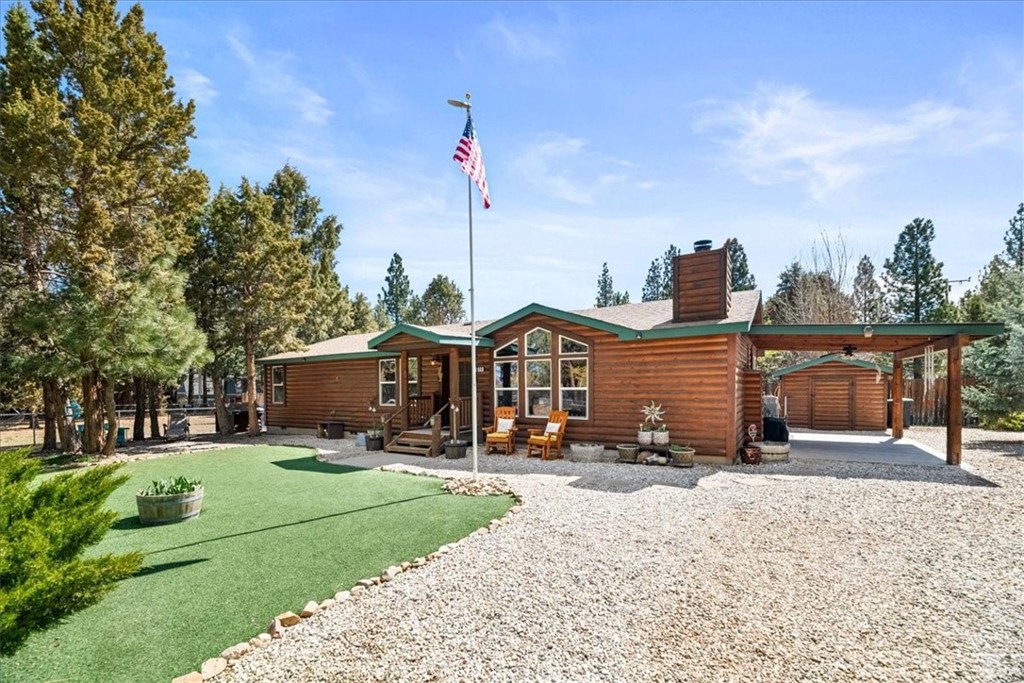 828 Norwood Lane