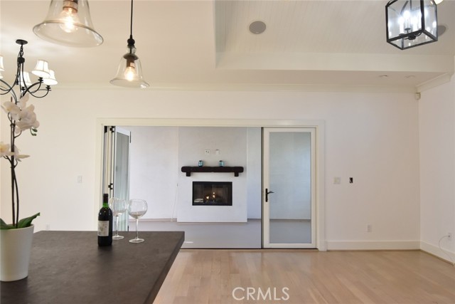 Detail Gallery Image 4 of 40 For 2521 2nd, Corona Del Mar,  CA 92625 - 3 Beds | 3 Baths