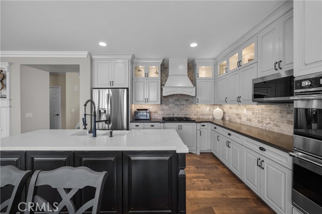 Detail Gallery Image 14 of 44 For 25722 Hood Way, Stevenson Ranch,  CA 91381 - 5 Beds | 4 Baths