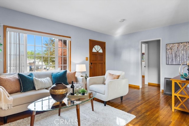 1601 18th Street, Manhattan Beach, California 90266, 3 Bedrooms Bedrooms, ,1 BathroomBathrooms,Residential,Sold,18th,SB21241206