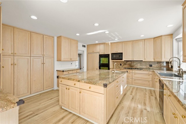 Detail Gallery Image 18 of 52 For 20171 Allentown, Woodland Hills,  CA 91364 - 3 Beds | 4 Baths