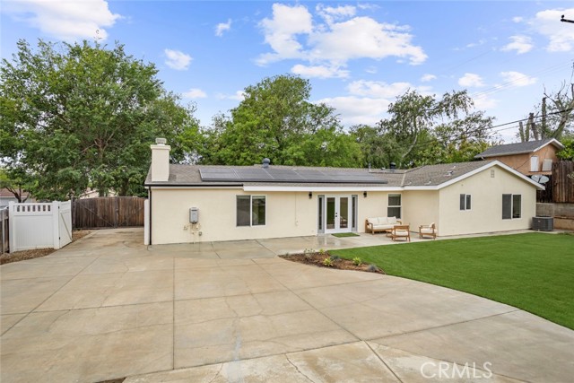 Detail Gallery Image 16 of 26 For 2162 Montgomery Road, Thousand Oaks,  CA 91360 - 4 Beds | 3 Baths