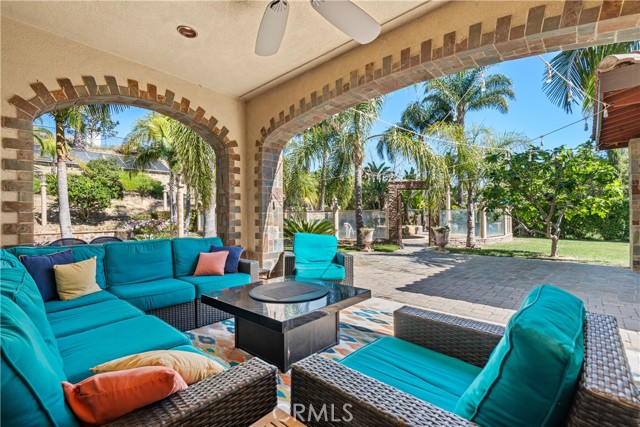 Detail Gallery Image 24 of 41 For 5492 Calarosa Ranch, Camarillo,  CA 93012 - 5 Beds | 5/1 Baths