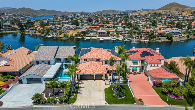Detail Gallery Image 8 of 63 For 22590 S Canyon Lake Dr, Canyon Lake,  CA 92587 - 5 Beds | 2/1 Baths